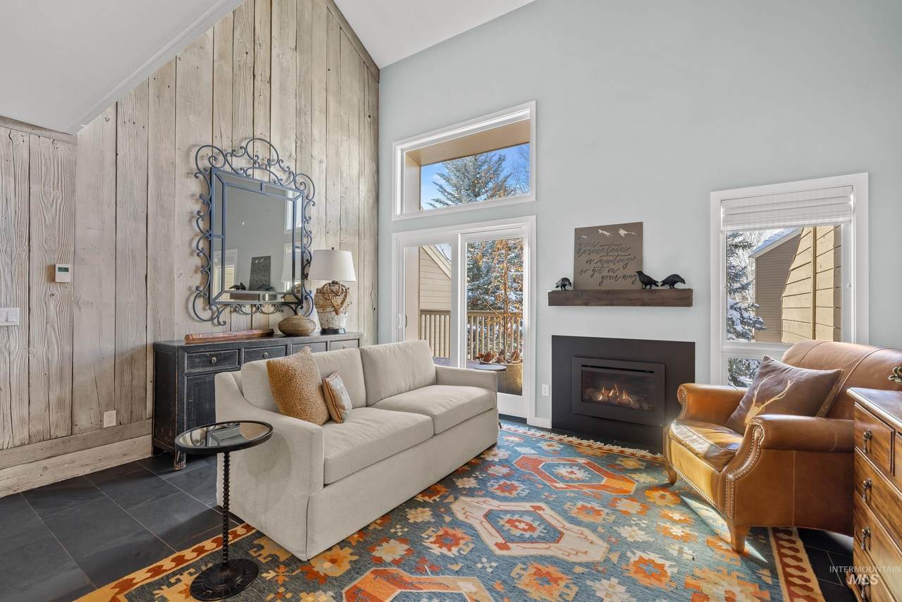 2226 Bonne Vie Condo Drive - Photo 1