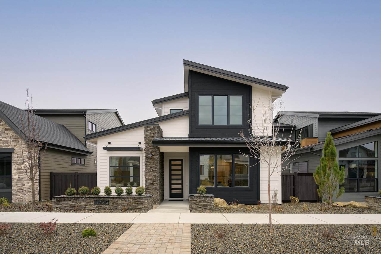 11725 Rabbitbrush Way - Photo 1