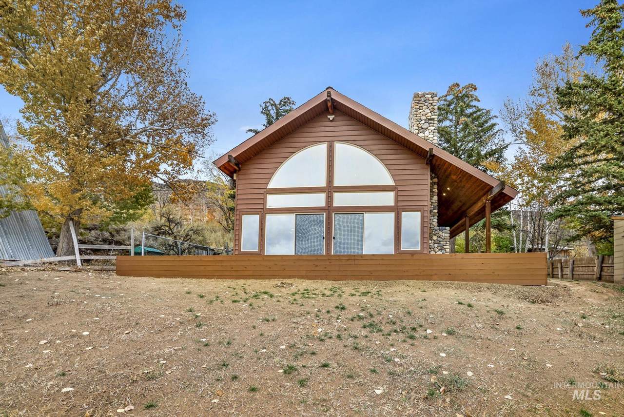 150 Wood River Canal Rd - Photo 1