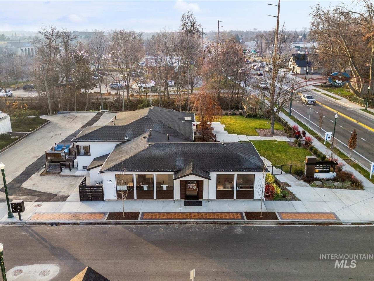 128 Eagle Rd - Photo 1