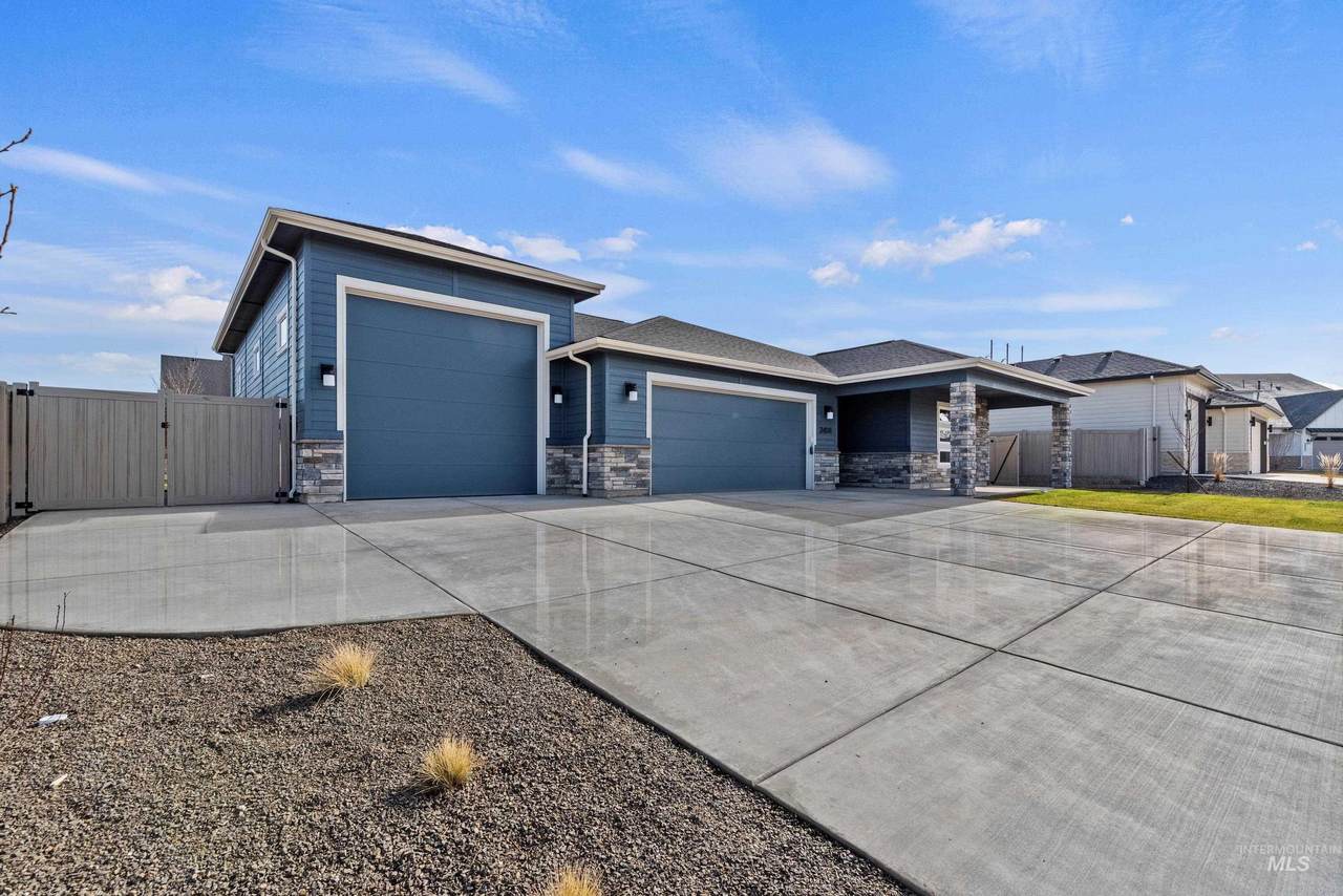 2408 Hurd Ave. - Photo 1