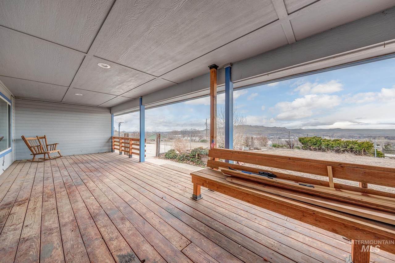 1200 Hoffman Dr - Photo 1