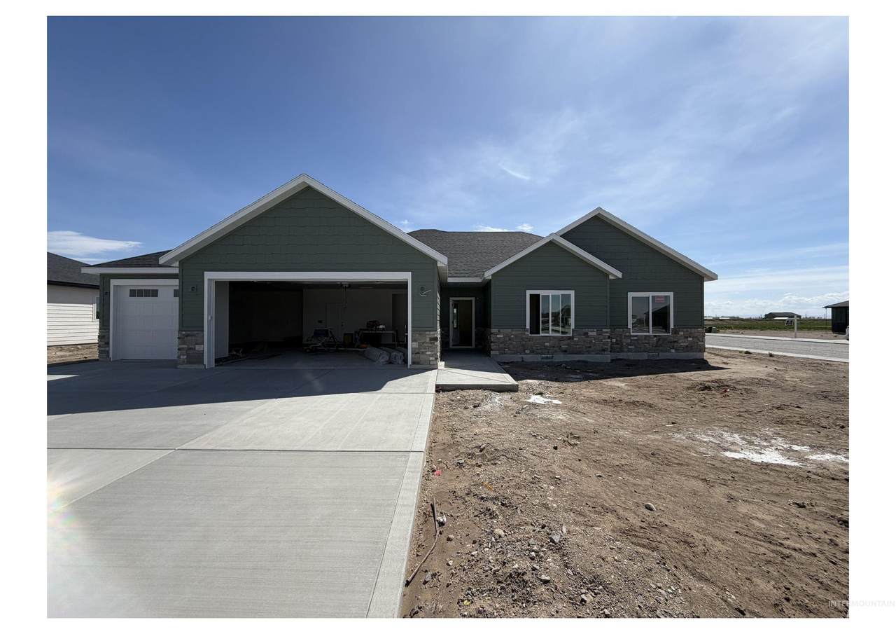 1519 Belle Drive - Photo 1