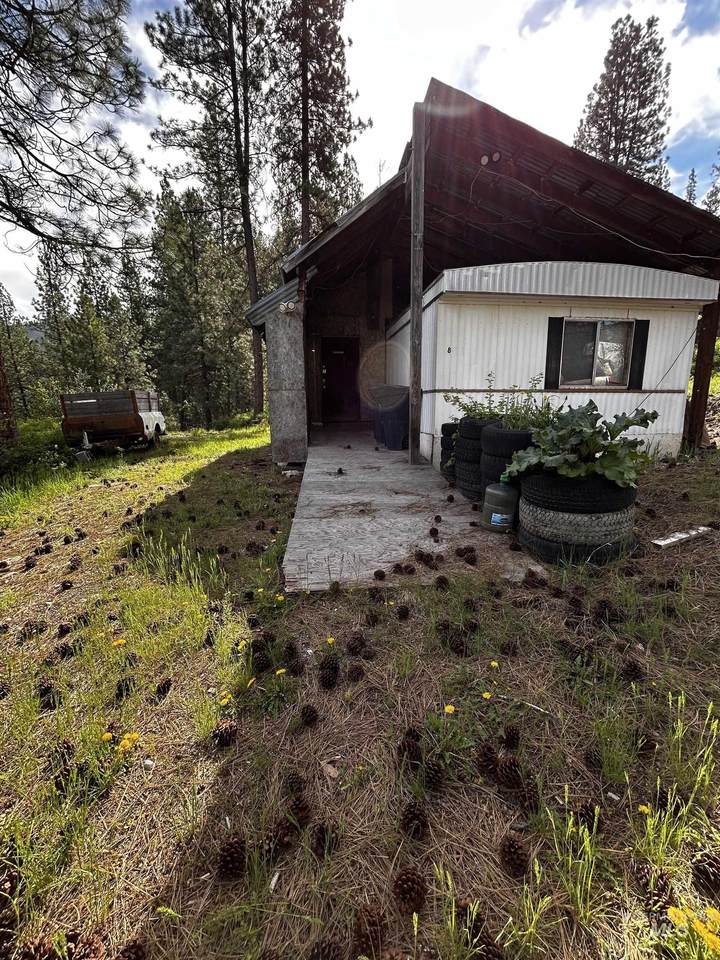 8 Klondike Road - Photo 1