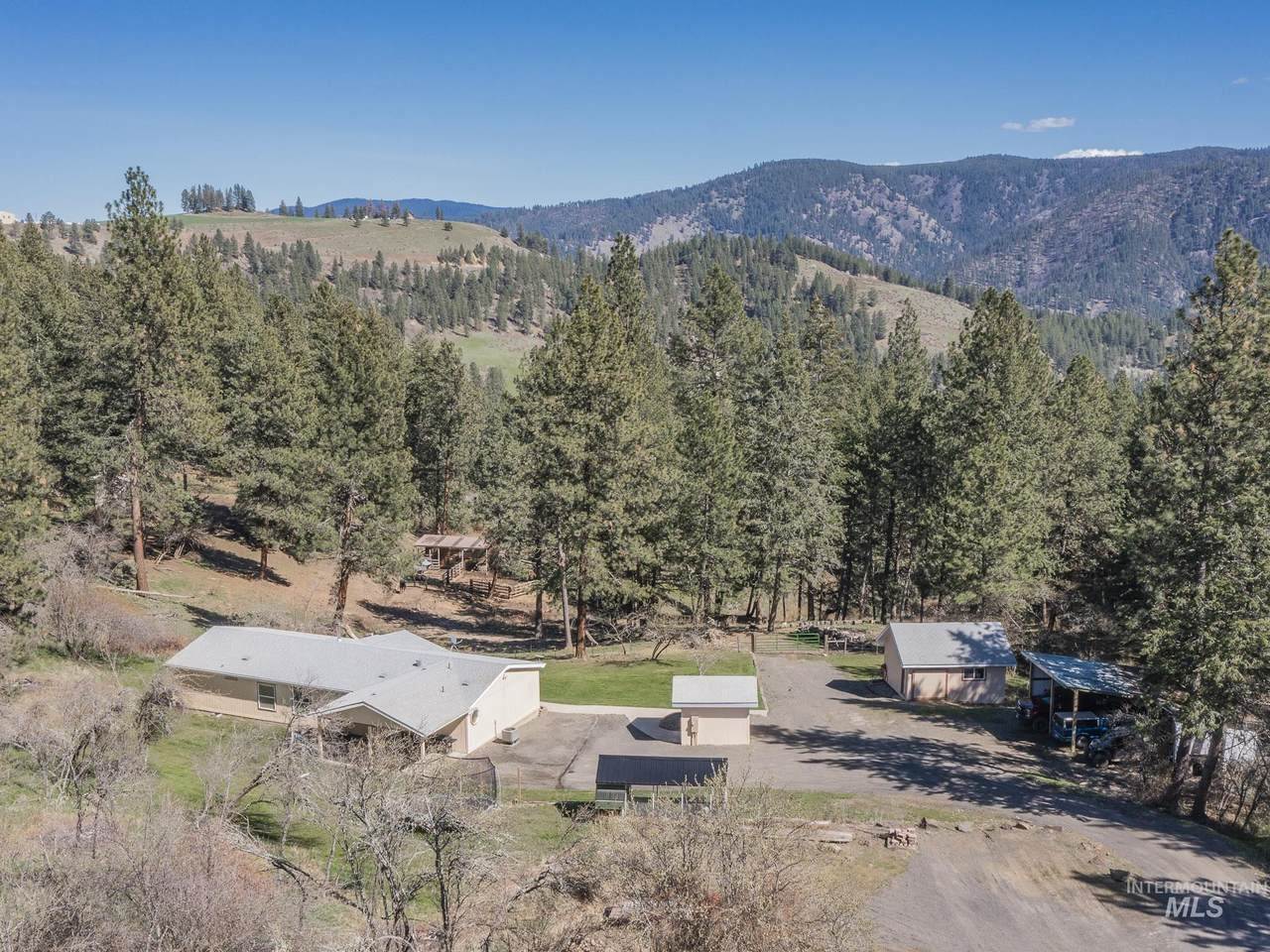 77 Poplar Drive - Photo 1