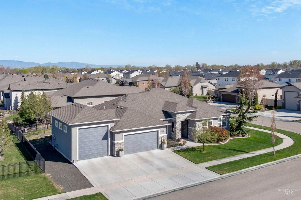 1360 Bowknot Lake Way - Photo 1