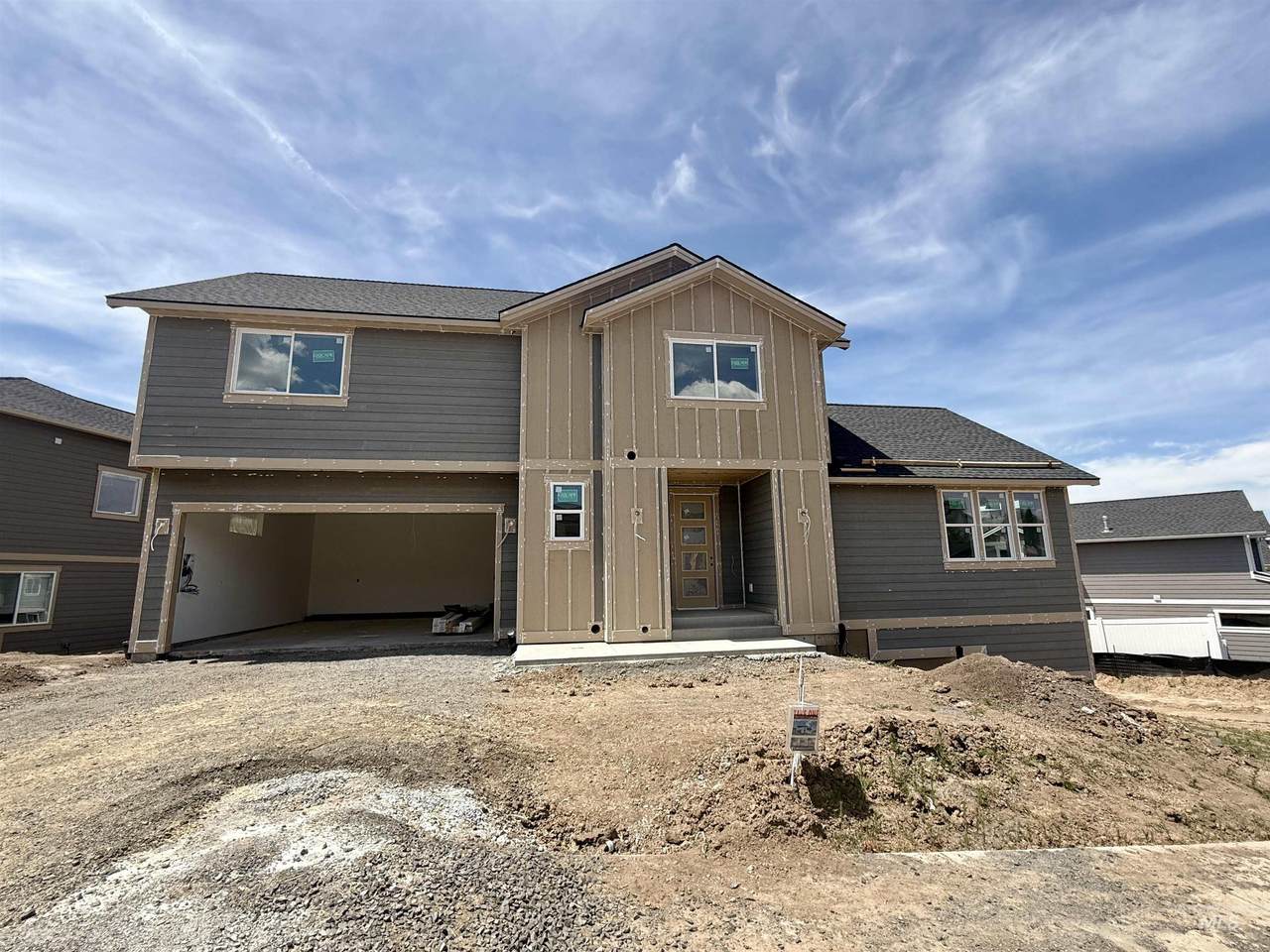 409 Ryan Ln - Photo 1