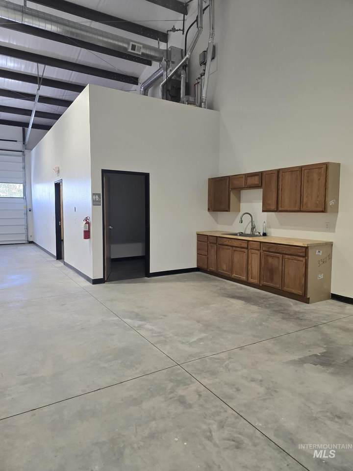 2639 Kimberly Rd - Photo 1