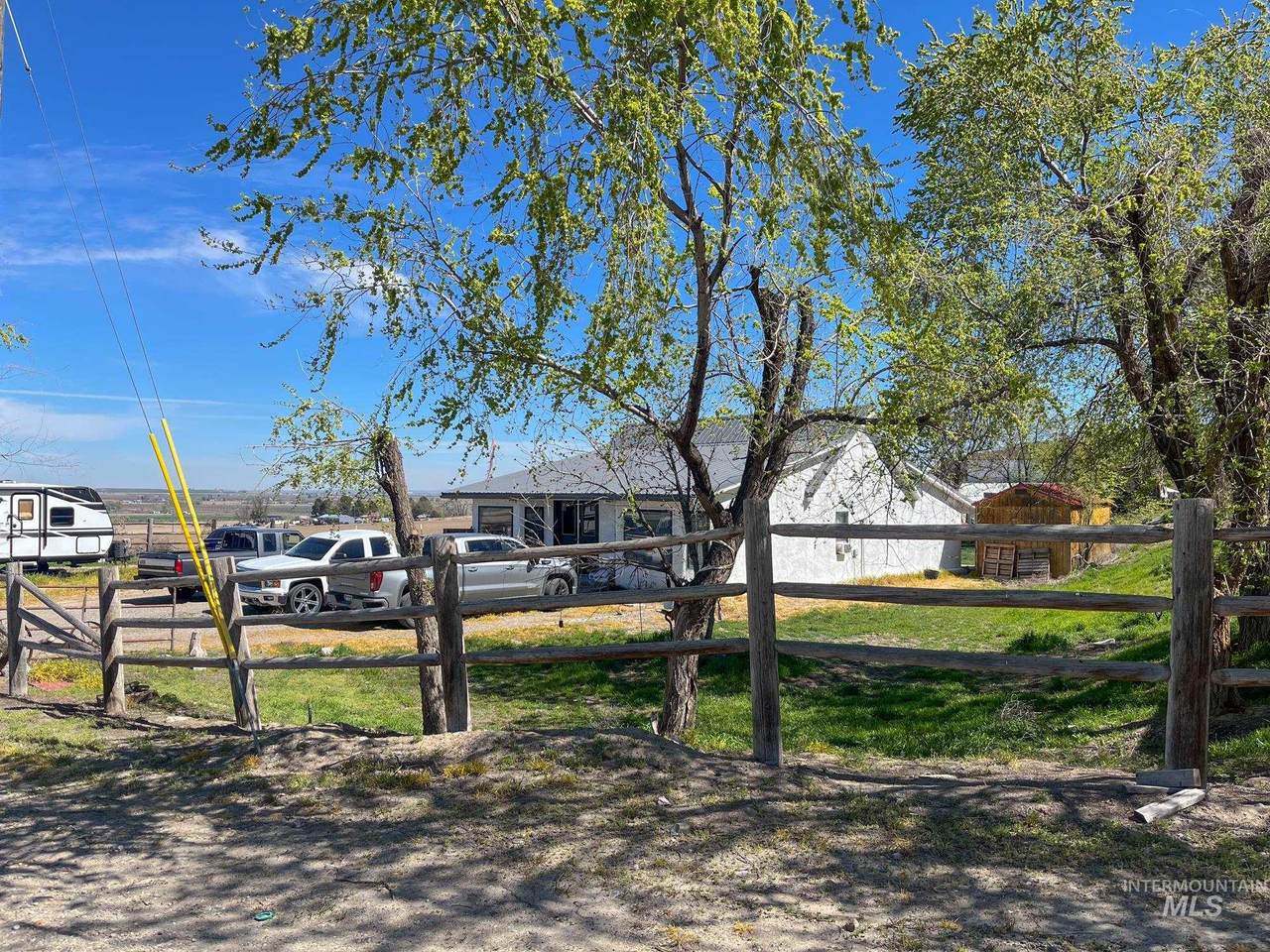 1576 Stateline Rd - Photo 1