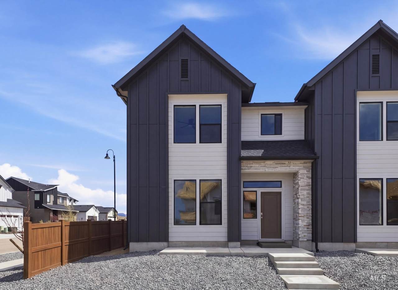 6705 Spindlebush Ave - Photo 1