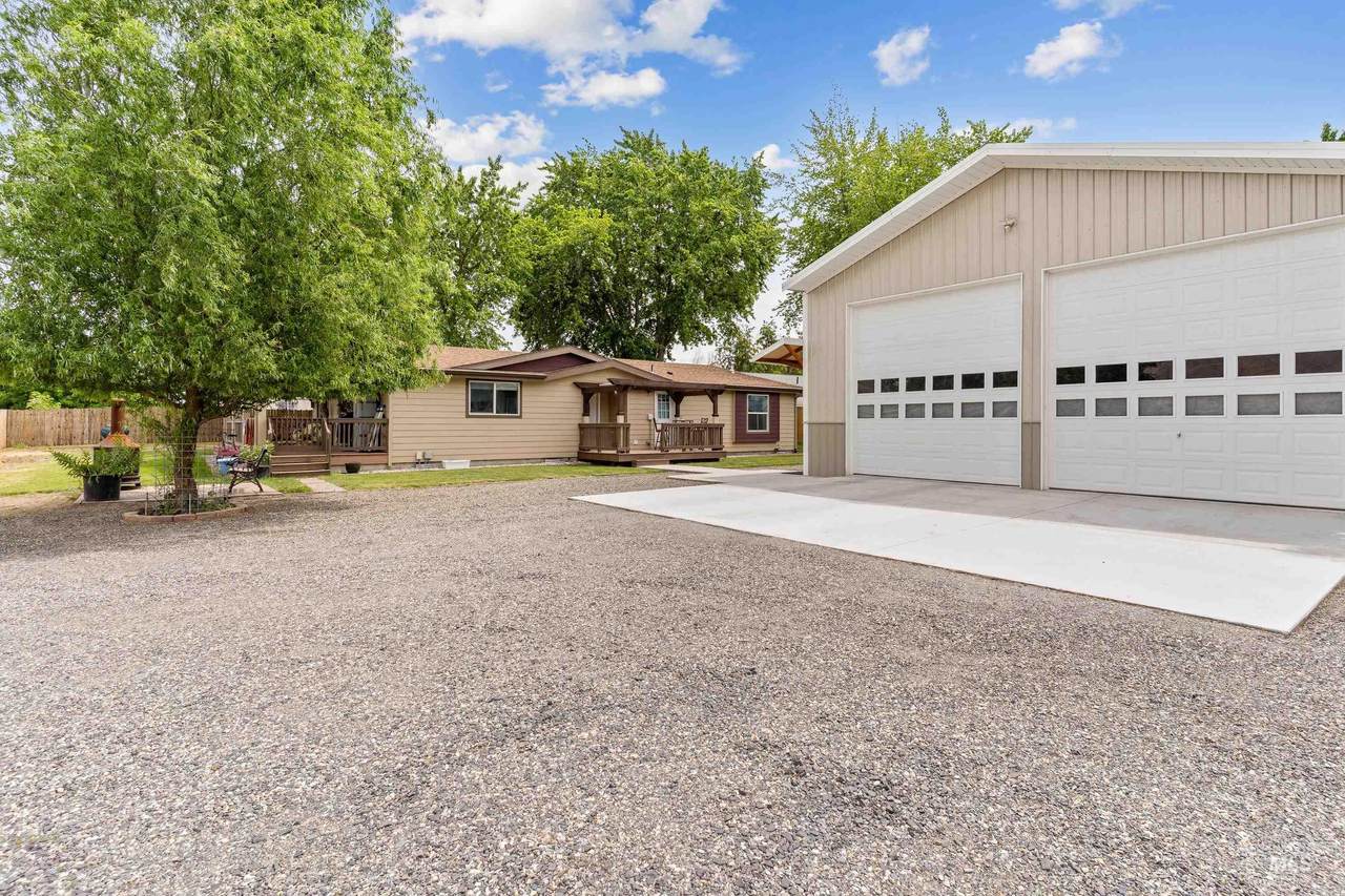 731 14th Street - Photo 1