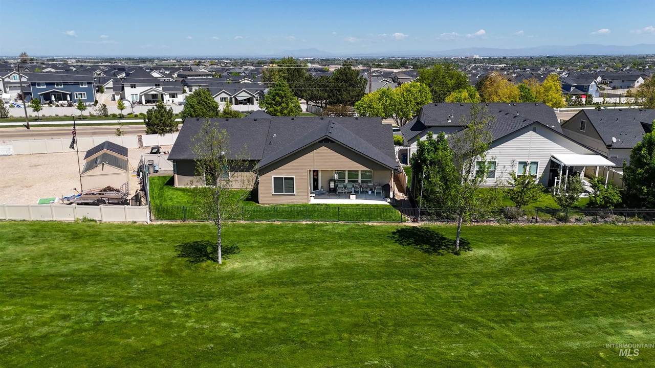 11781 Cross Slope Way - Photo 1
