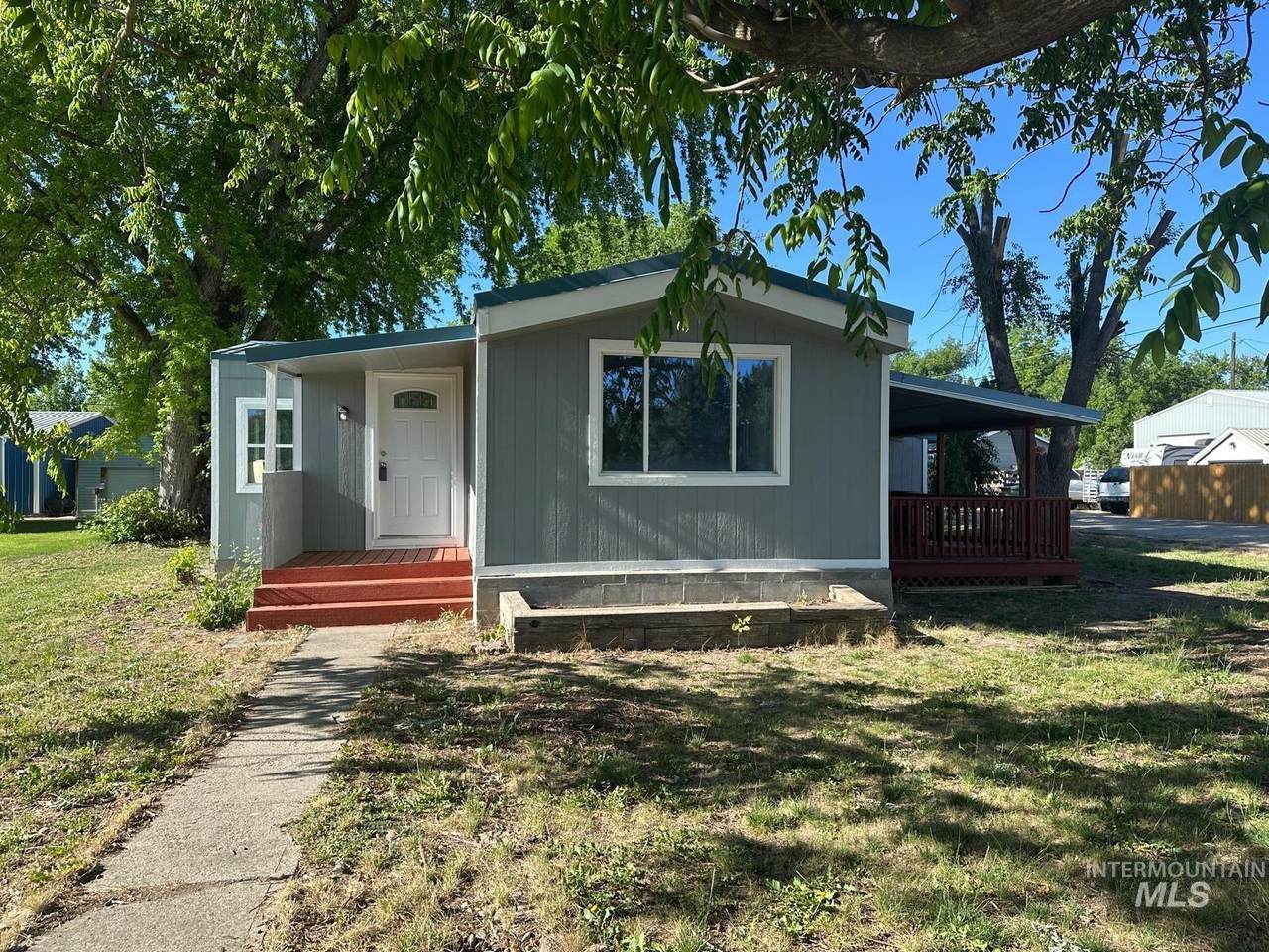 307 Canal St - Photo 1