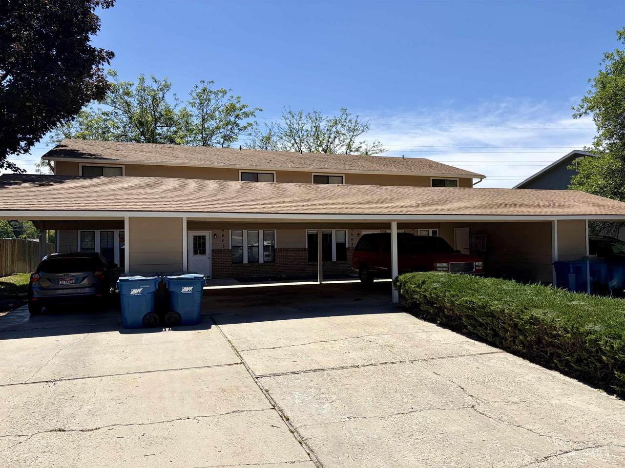 6601 W Douglas - Photo 1