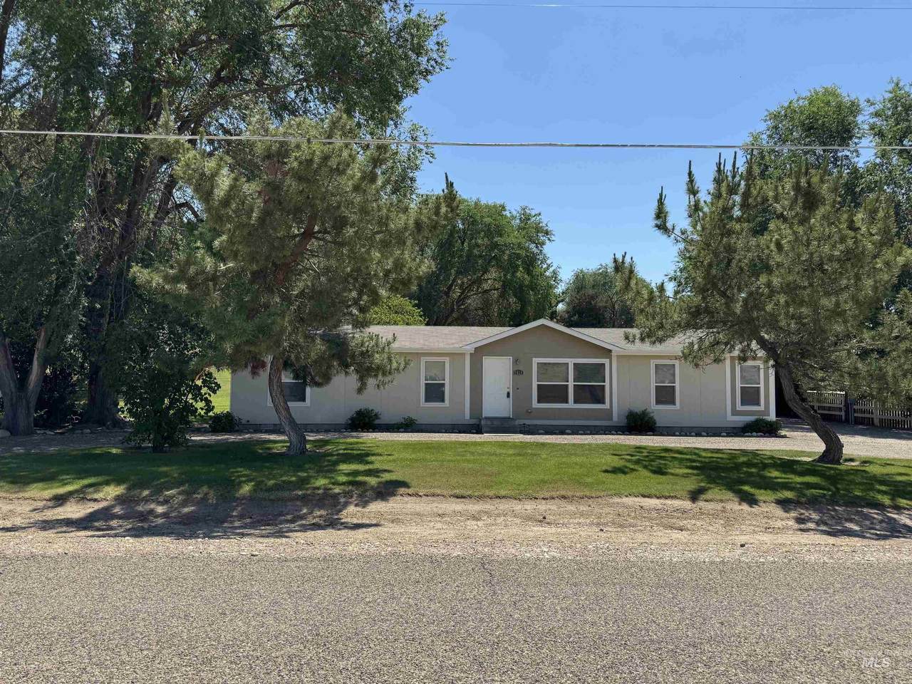 2615 7th Avenue North - Photo 1