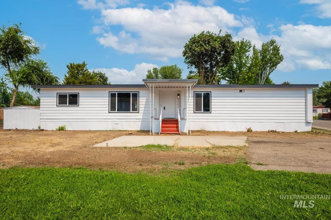 1200 Concord Ln - Photo 1