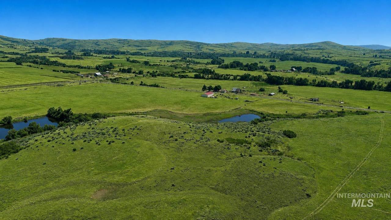 2205 Jackson Creek Rd - Photo 1