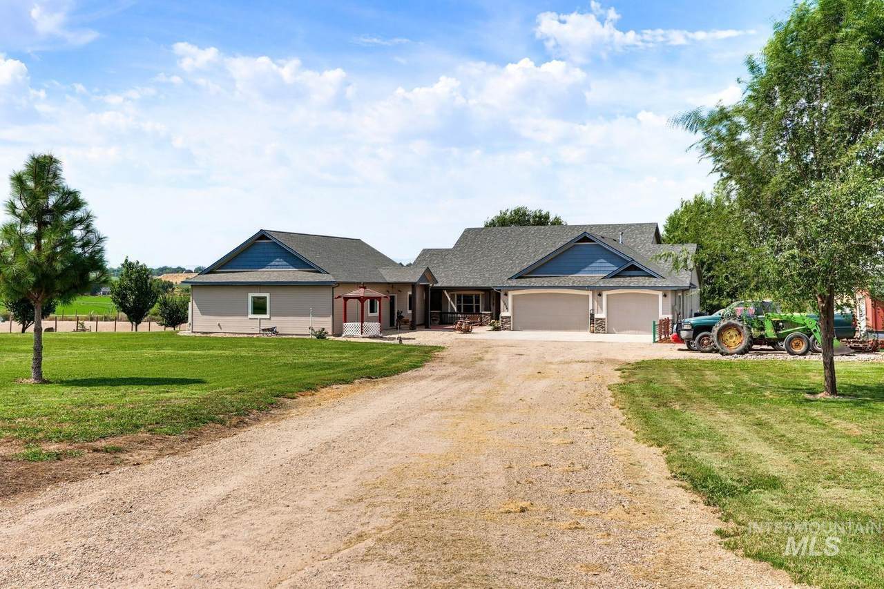 18341 Bellomy Lane - Photo 1