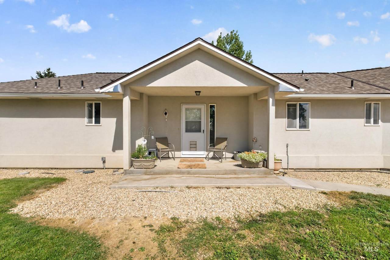 334 Danskin Dr - Photo 1
