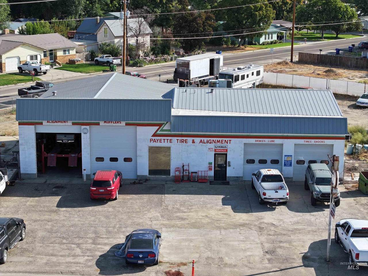 605 Main - Photo 1