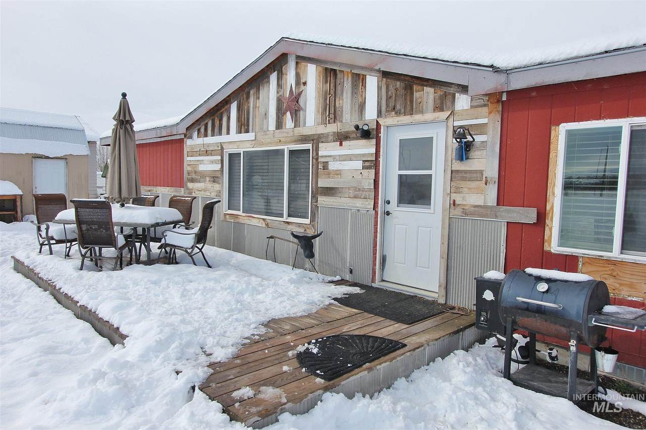 18179 Batt Corner Rd. - Photo 1