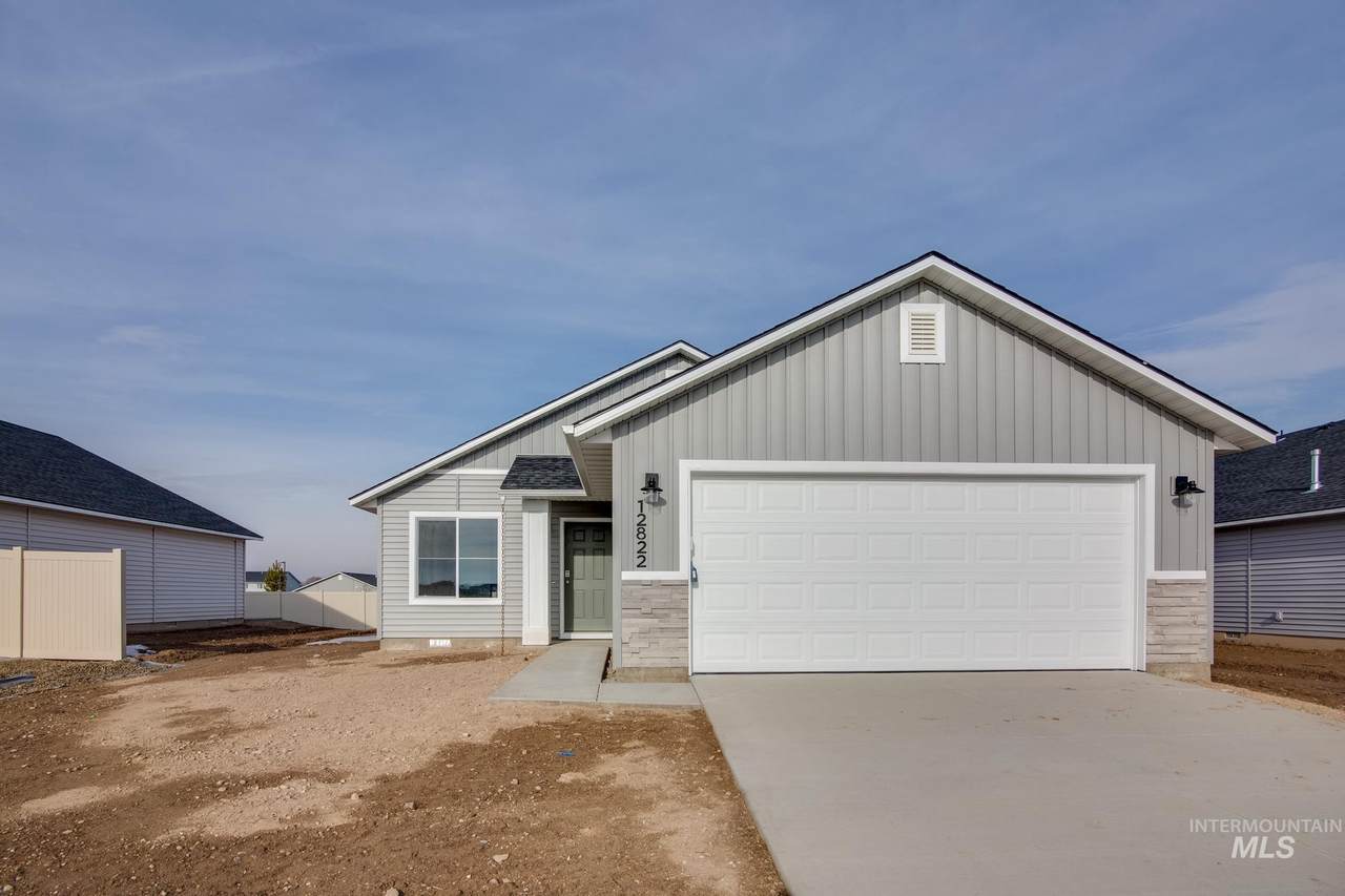 12822 Carkhill St - Photo 1