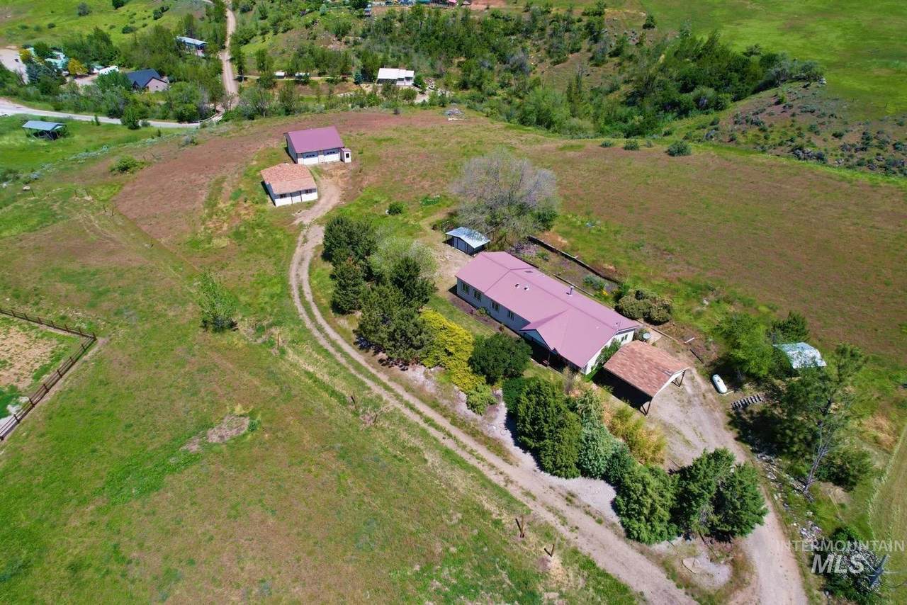 26 Quail Road - Photo 1