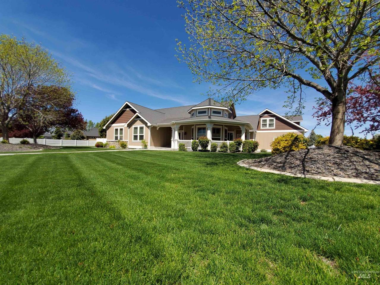 15403 Eclipse Drive - Photo 1