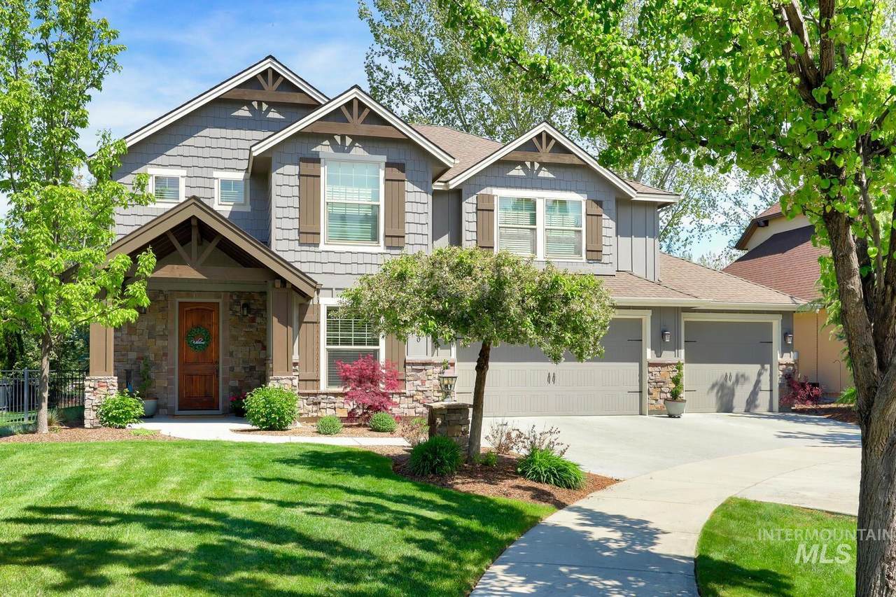 2820 Lake Vista Ln - Photo 1