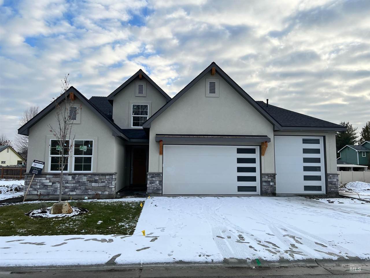 1927 Jade Creek Ln - Photo 1