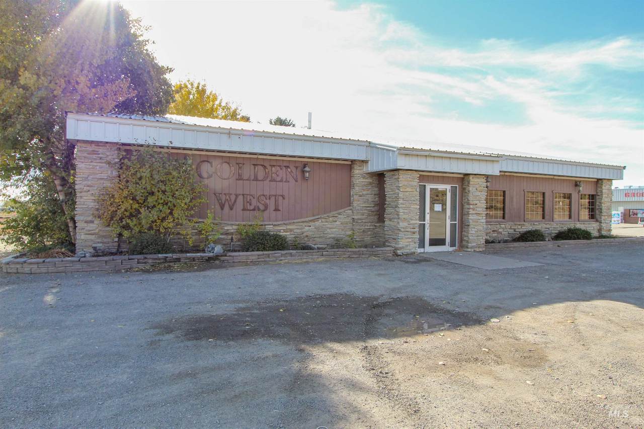 2431 Us 20 - Photo 1