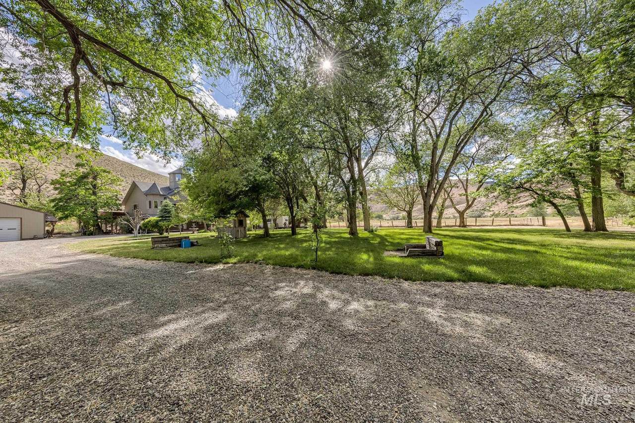 4120 Us Hwy 20 - Photo 1