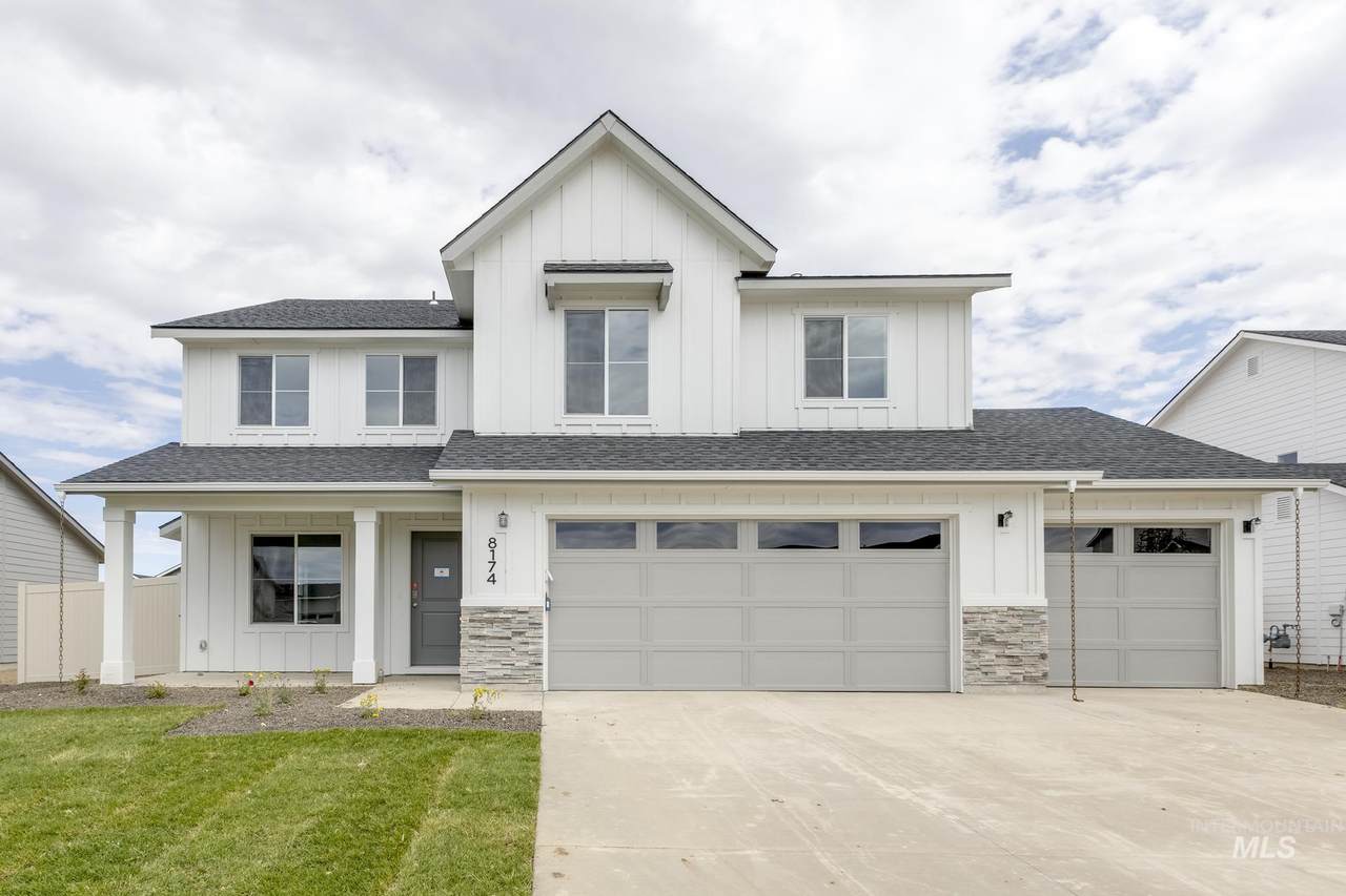8174 Bright Angel Dr - Photo 1