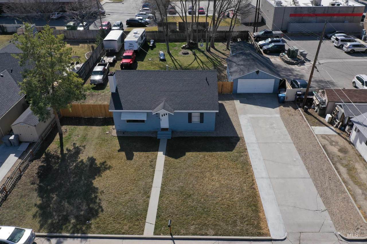 120 Mead St - Photo 1