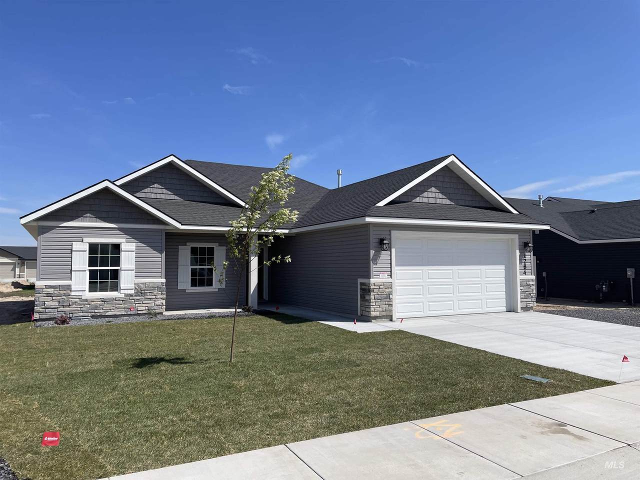 1284 Terra Ave - Photo 1