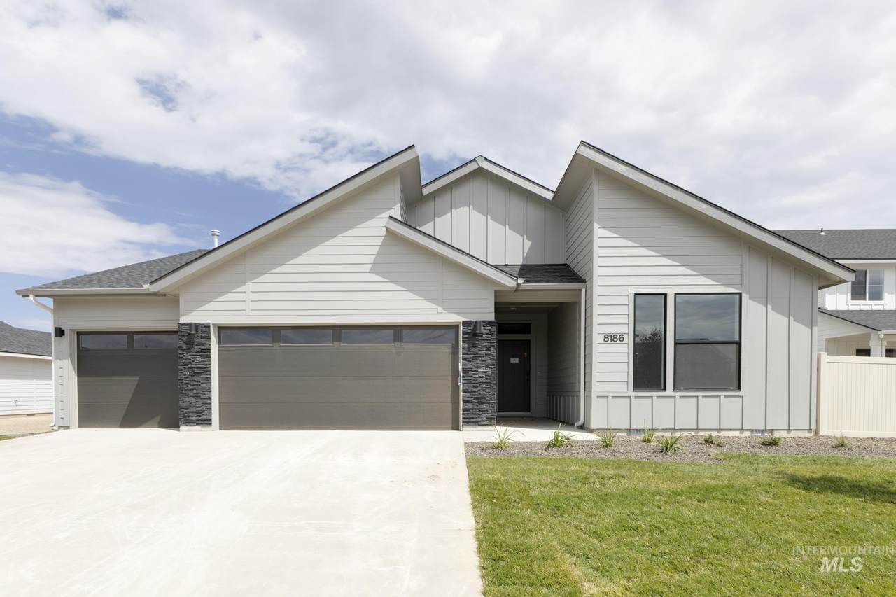 8186 Bright Angel Dr - Photo 1