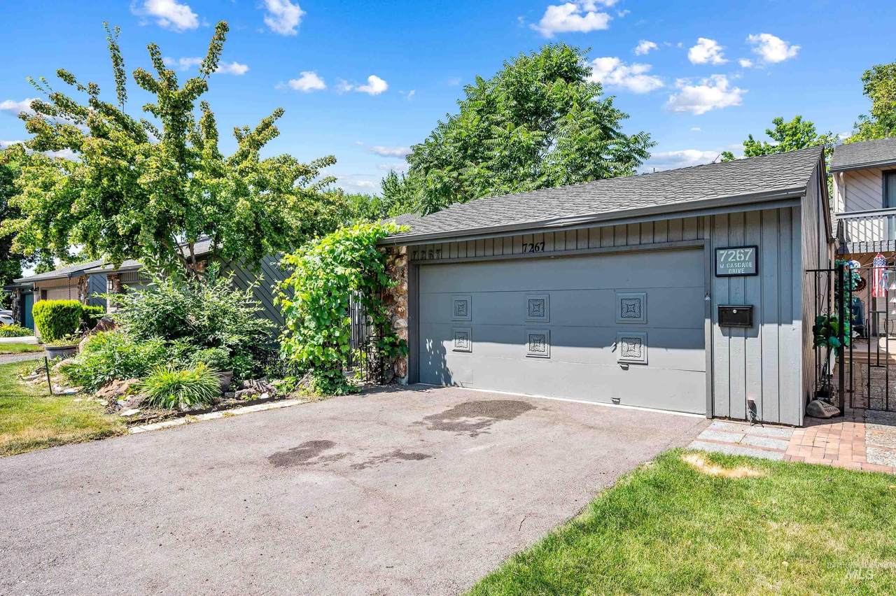 7267 Cascade Dr. - Photo 1