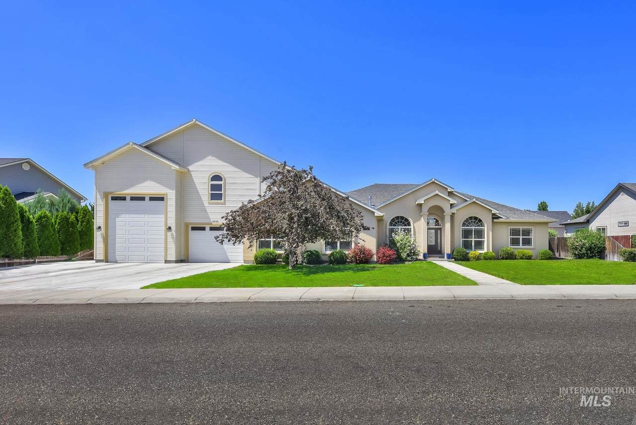 2025 6th E - Photo 1