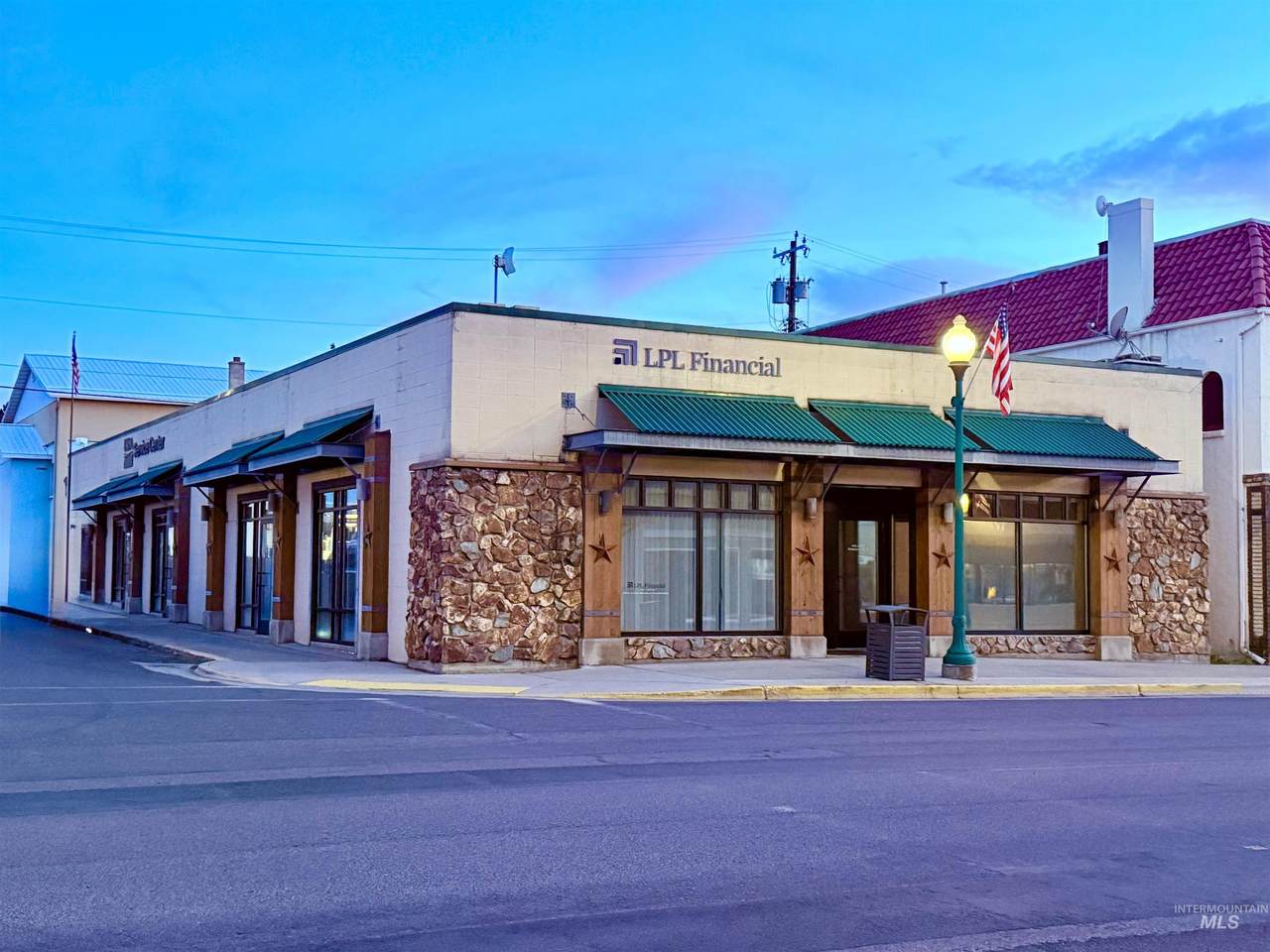 106 Main - Photo 1