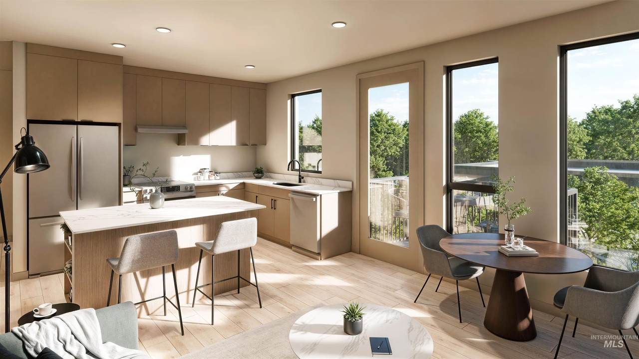 2320 Broadway Avenue - Photo 1