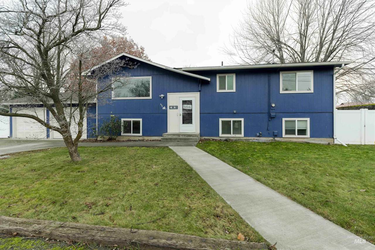 930 Preston Ave - Photo 1