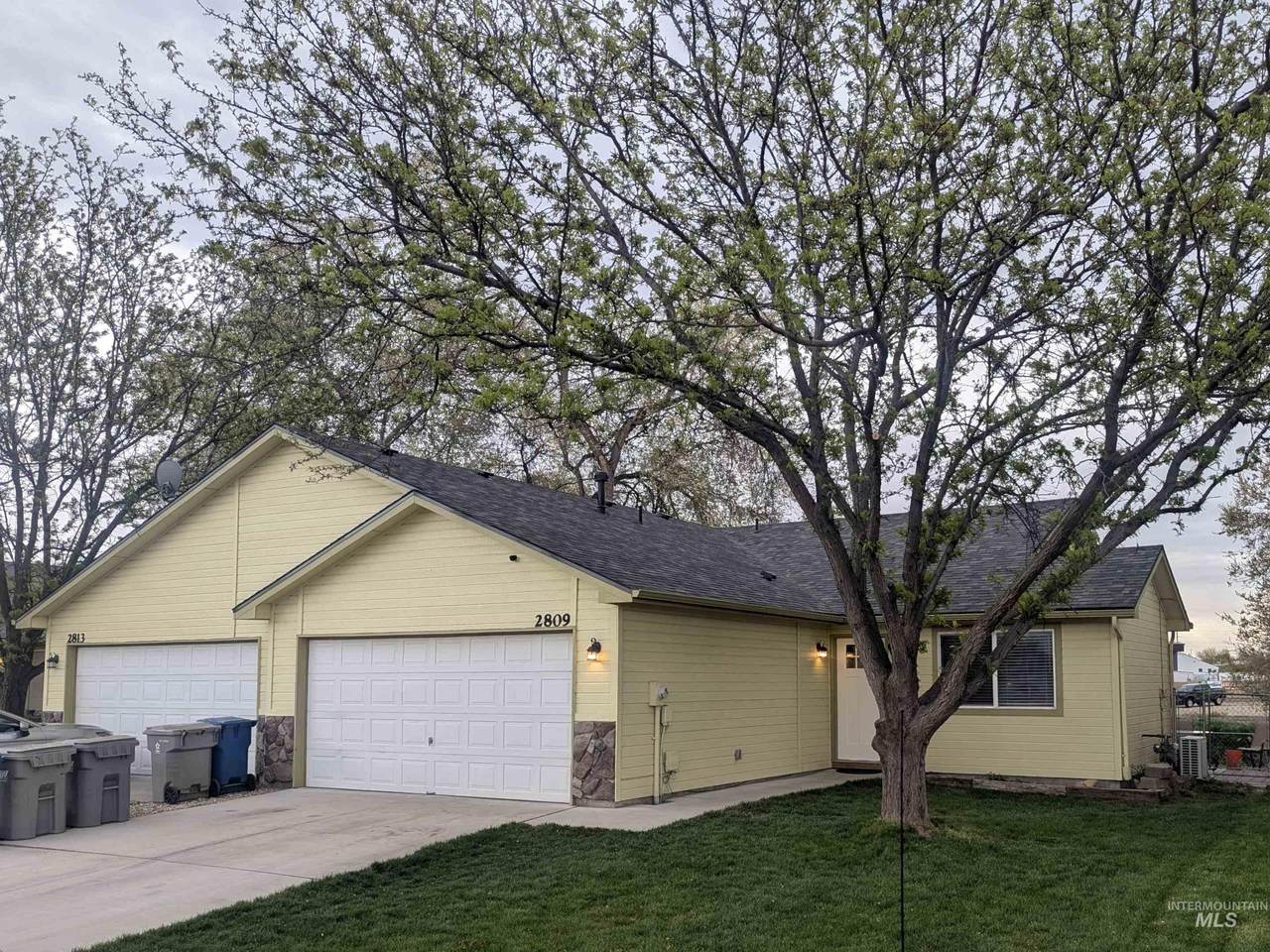 2809 Cougar Ave - Photo 1