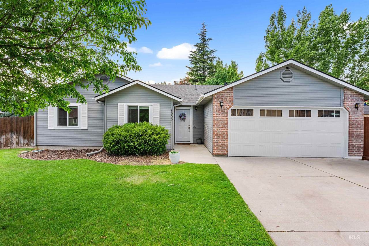 1653 N Eagle Creek Way - Photo 1