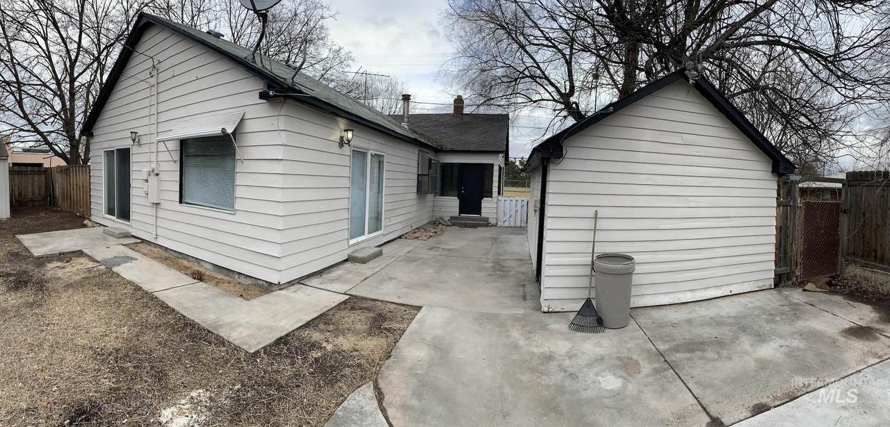 510 Logan Street - Photo 1