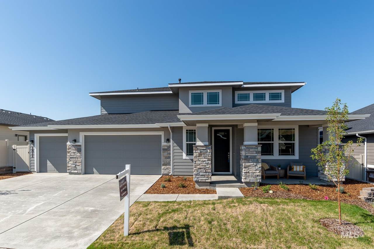 1811 Panama Ave - Photo 1