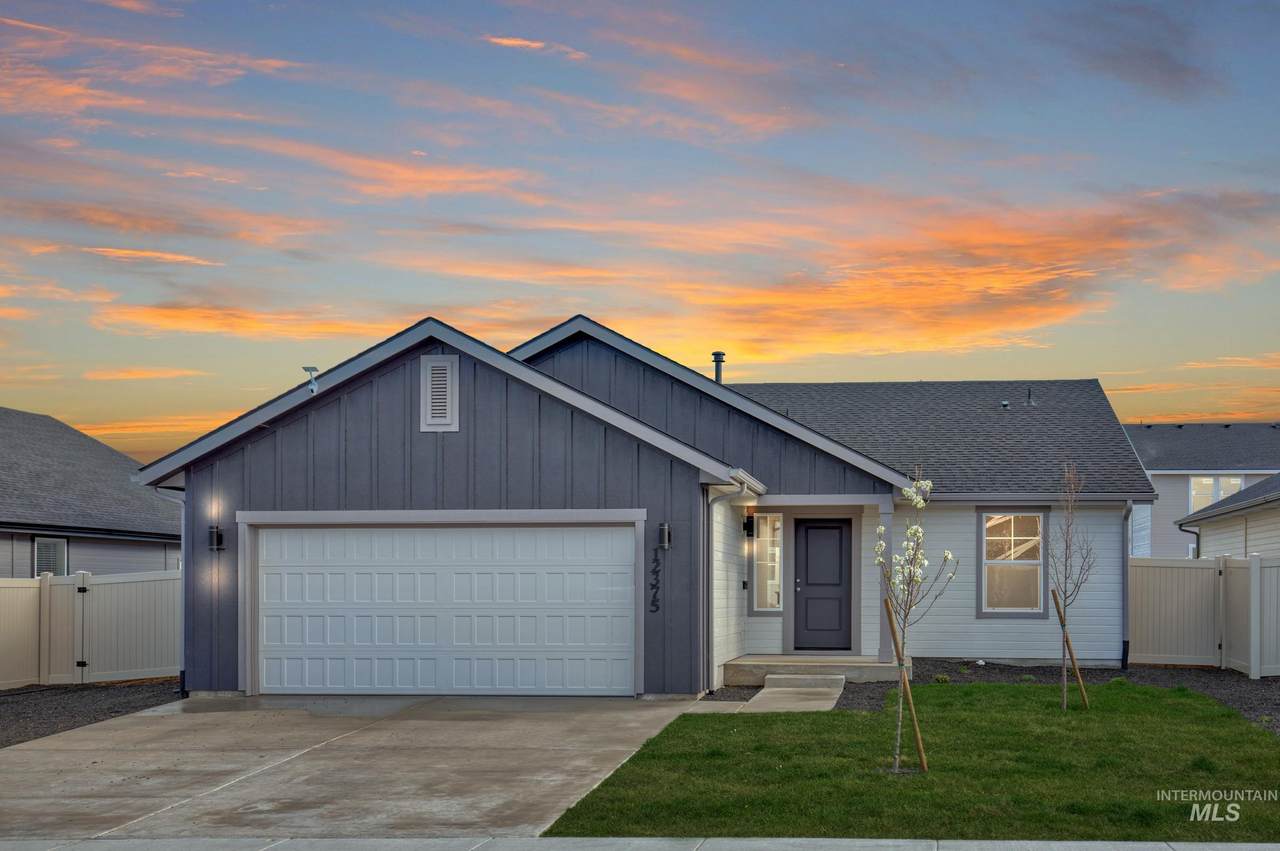 12375 Varga St - Photo 1