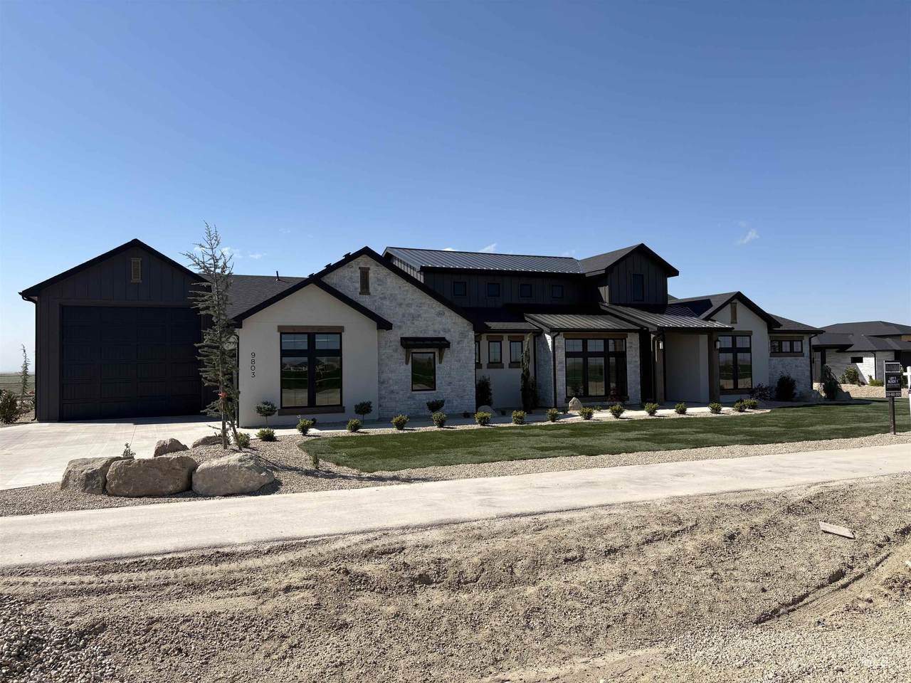 9803 Meadow Park Blvd - Photo 1