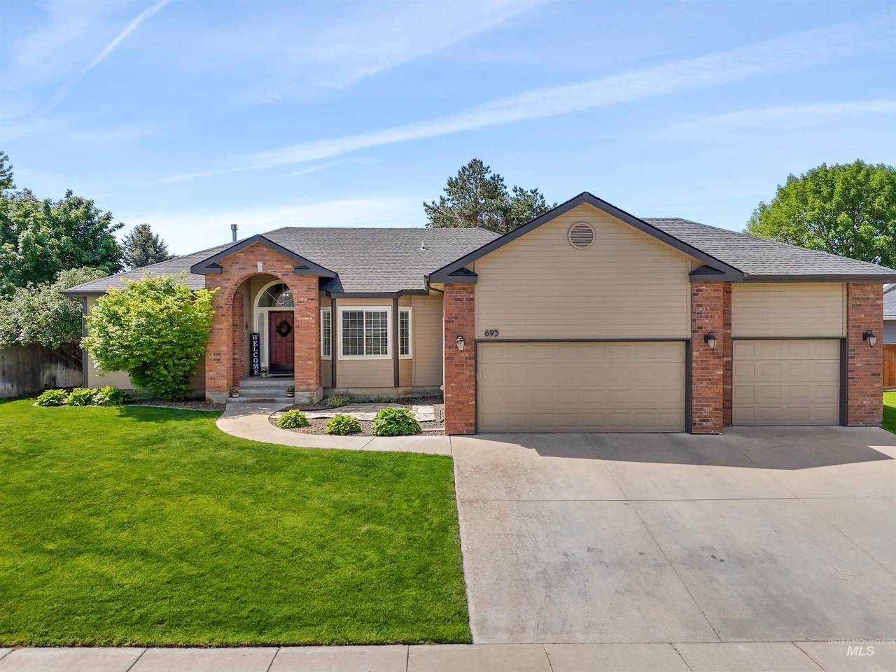695 W Riodosa - Photo 1