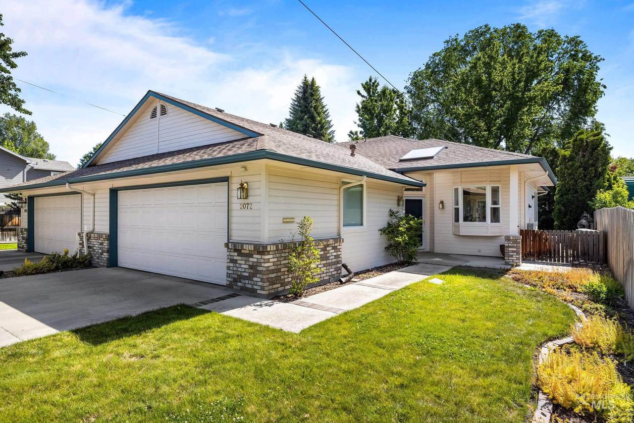 2072 N 28th St - Photo 1