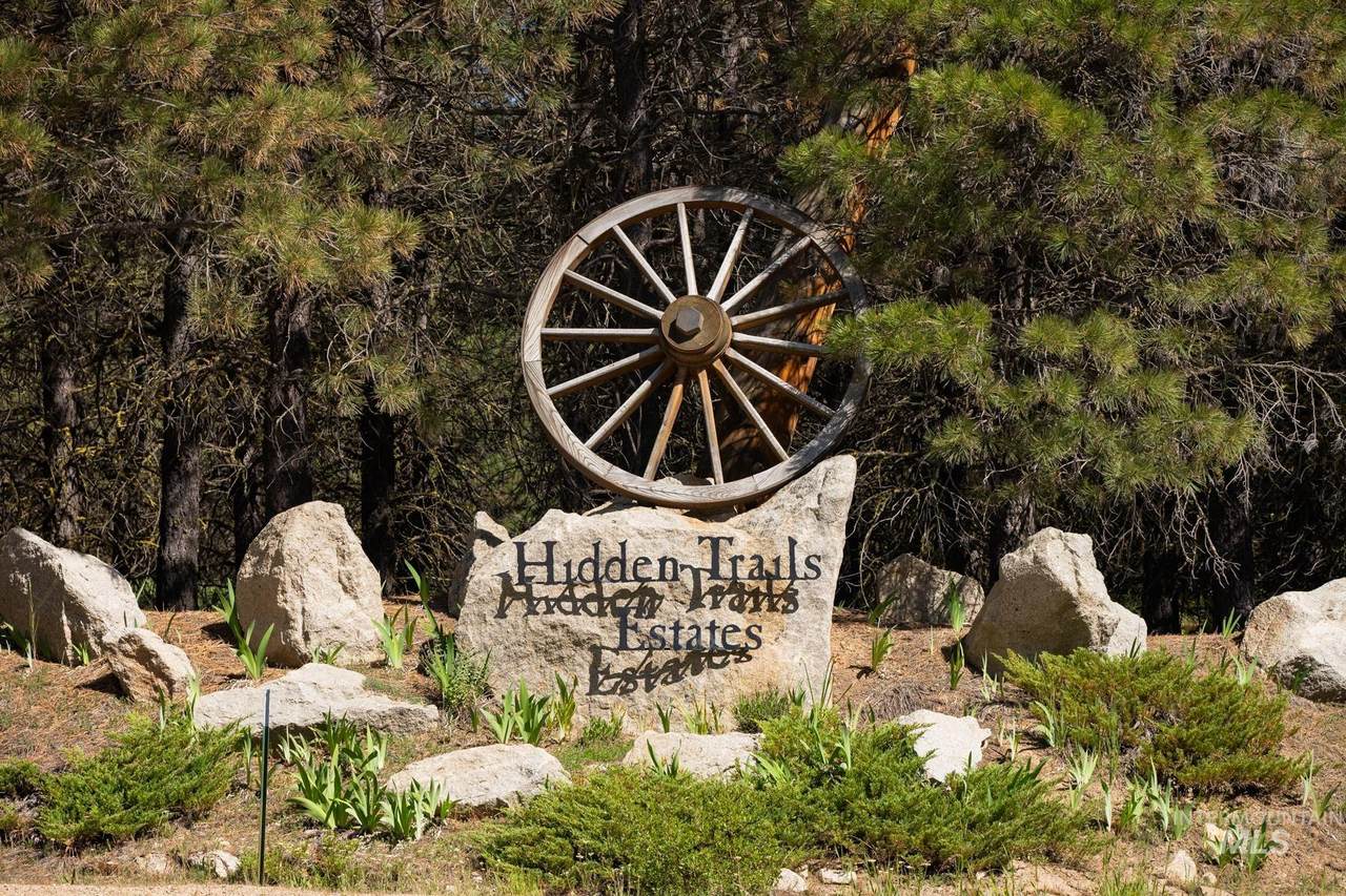 63 Price Loop - Photo 1